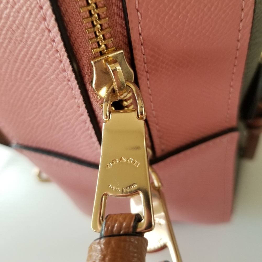 Coach Jordyn Backpack In Colorblock - Picture 10 of 13